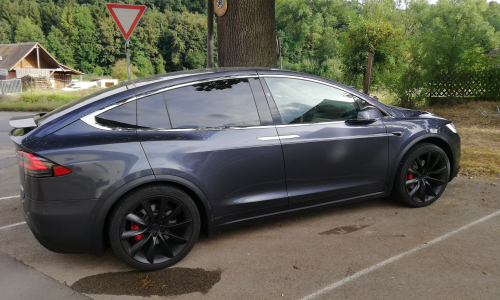 Tesla-Model X P100D -Spaceforce one lebt